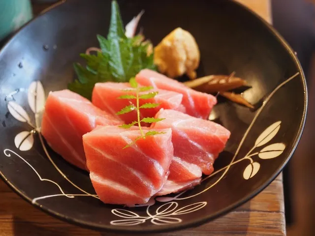 Does Tuna Have More Protein Than Chicken?