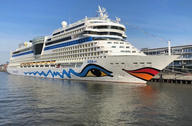 How Tall Is A Cruise Ship Above Water? An Exploration of Maritime Architecture and Engineering